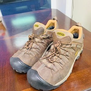 Keen Shoes